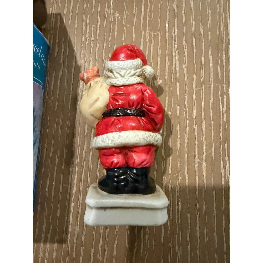 Vintage Heilig-Meyers 1945 Porcelain Santa Figurine 4